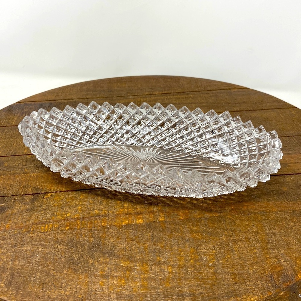Beautiful Westmoreland Glass English Hobnail Oval Crimped Pickle Dish